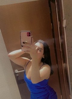 Fatine - escort in İstanbul Photo 4 of 8