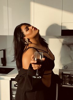 Fatmah - masseuse in Dubai Photo 6 of 7