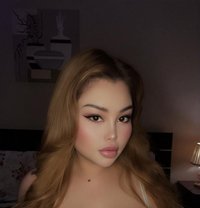 Fatoom - puta in Al Manama