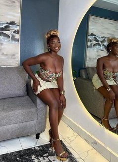 BELLA THE HORNEY GIRL - escort in New Delhi Photo 3 of 6