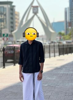 Fav - Acompañantes masculino in Dubai Photo 3 of 4