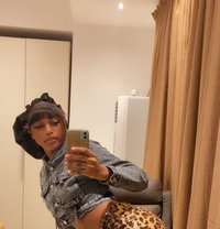 Favor - escort in Accra