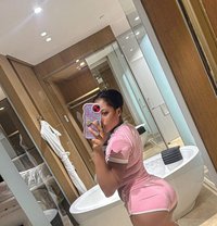 Favor - escort in Kolkata