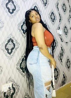 Favorite - escort in Accra Photo 3 of 3