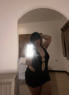 Favorite Girl Ms. Charie - escort in Manila Photo 3 of 7