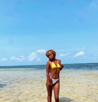 Favour - puta in Mombasa