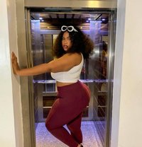 Favour - puta in Chandigarh