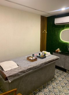 Favourite Spa - Masajista in New Delhi Photo 3 of 4