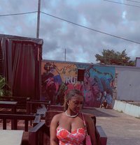 Favy - masseuse in Ikeja