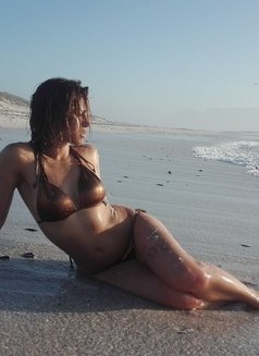 Madison - escort in Cape Town Photo 1 of 4