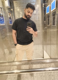 Fazz - Male escort in Abu Dhabi Photo 5 of 5