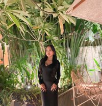 Febby Aulia - puta in Bali