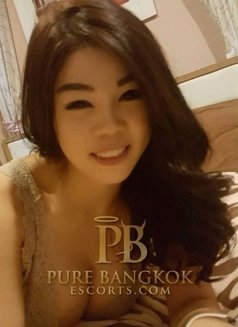 February - escort in Bangkok Photo 2 of 15