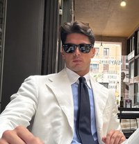 Federico - masseur in Dubai