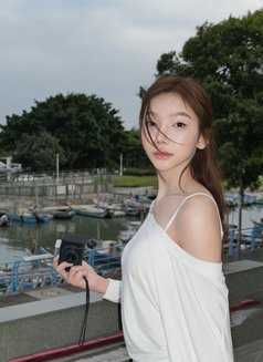 FeeFieeš¤ (just one week) - adult performer in Taipei Photo 18 of 18