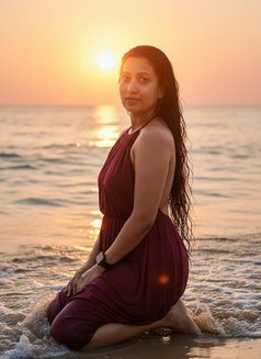Feel the Heaven - Agencia de putas in Chennai Photo 3 of 6