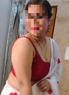 Cam Bhabhi - adult performer in Mumbai Photo 1 of 2