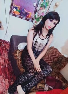 Top shemale 8+ available now - Transsexual escort in Karāchi Photo 2 of 4