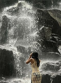 Felicia - escort in Bali Photo 8 of 9