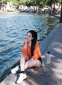 Felicia - escort in Jakarta Photo 1 of 3