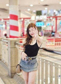 Felicia - escort in Surabaya Photo 7 of 7