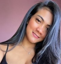 Felicia Indonesian Natural Beauty - puta in Singapore