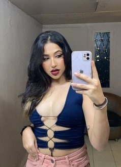 Felicia - escort in Muscat Photo 1 of 3