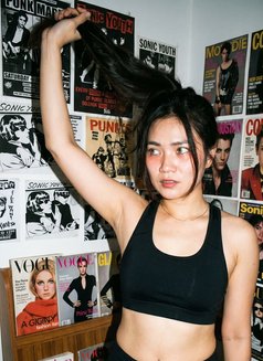 Felicia Marie - companion in Singapore Photo 5 of 10