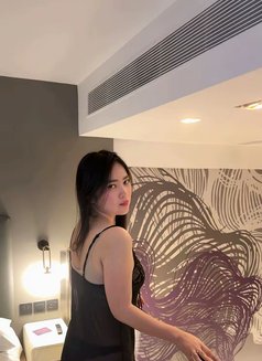 Felicia Marie - companion in Singapore Photo 5 of 9