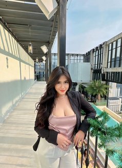 Feliciaa - puta in Jakarta Photo 1 of 9