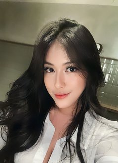 Feliciaa - puta in Jakarta Photo 3 of 9