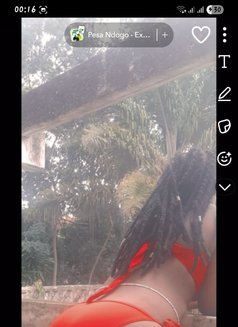 Felicity - escort in Nairobi Photo 3 of 5