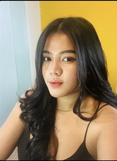 Felicyia - puta in Bali Photo 2 of 4