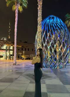 Felis - puta in Dubai Photo 6 of 8