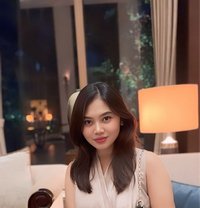 Feliz Erina - puta in Jakarta
