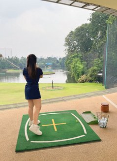 Feliz Erina - puta in Jakarta Photo 5 of 7