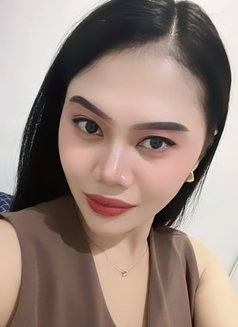 Feliz Erina - puta in Jakarta Photo 7 of 7