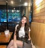 Fely - escort in Jakarta Photo 1 of 4
