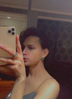 Fem Xl - Transsexual escort in Gurgaon Photo 4 of 11