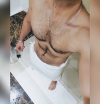 Female/couples/3some/groups - Acompañantes masculino in Dubai