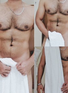 Female/couple's/3some/groups Service - Acompañantes masculino in Dubai Photo 3 of 4