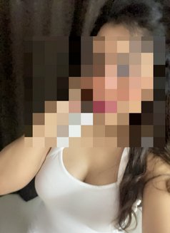 Hottie Naughty bae Mumbai - puta in Mumbai Photo 4 of 19