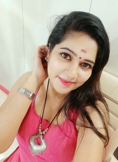 Female Escorts Kochi - puta in Ernakulam Photo 1 of 1