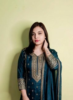 Female Escorts Service Pay Cash to Girl - escort in Hyderabad Photo 3 of 5