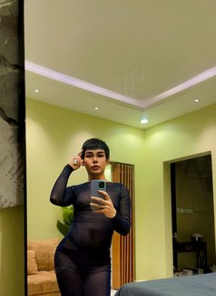 Femboy both huge cock New in Riyadh - Transsexual escort in Riyadh Photo 13 of 14