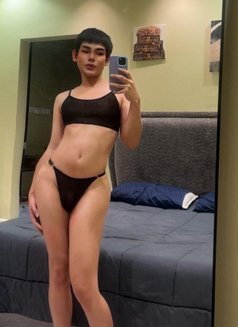 Femboy both - Transsexual escort in Riyadh Photo 12 of 13