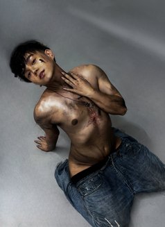 Femboy Mnl - Male escort in Manila Photo 1 of 10