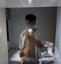 Femboy Mnl - Male escort in Manila