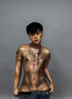 Femboy Mnl - Male escort in Manila Photo 6 of 10