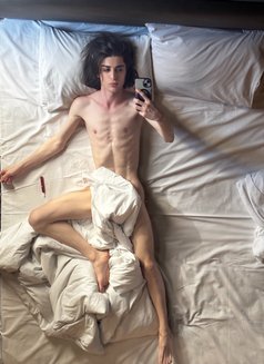 Femboygayturk - Acompañantes masculino in İstanbul Photo 3 of 4